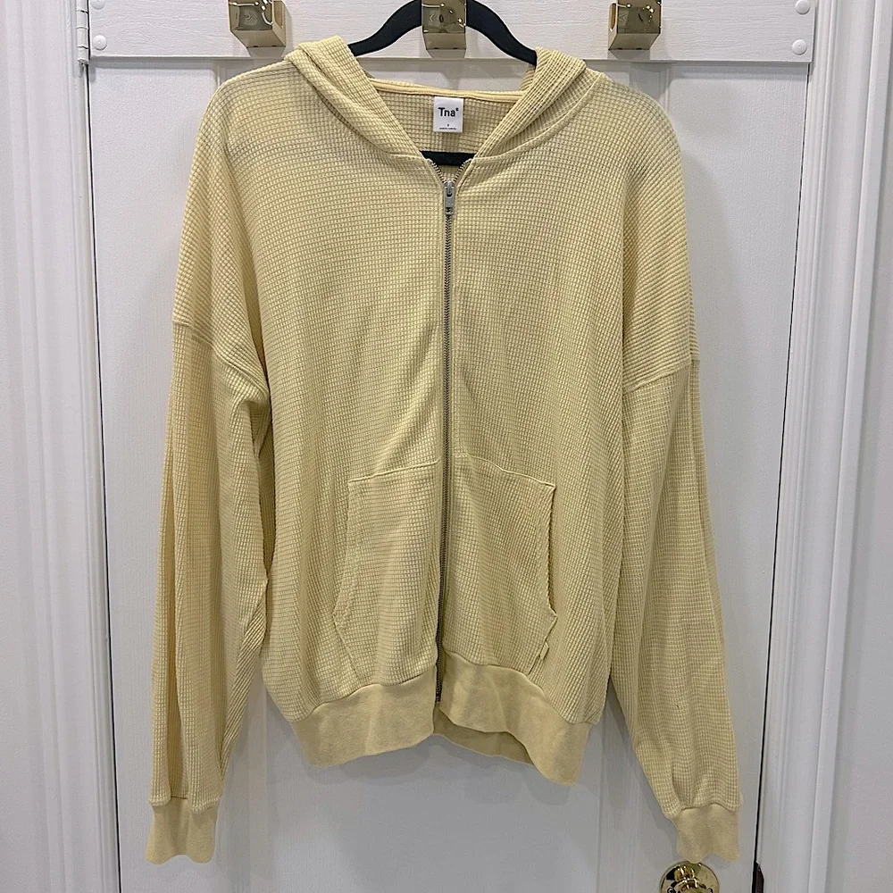 Aritzia TNA Waffle Knit Oversized Cozy Yellow Zip-Up Hoodie Sweater - Picture 2 of 5